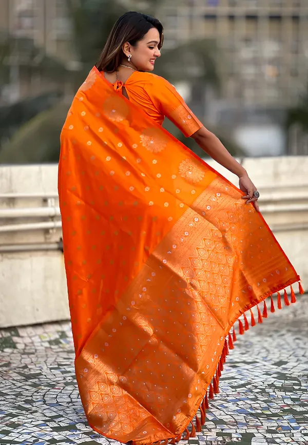 Gold_Banarasi_Soft_Silk_Saree_For_Women