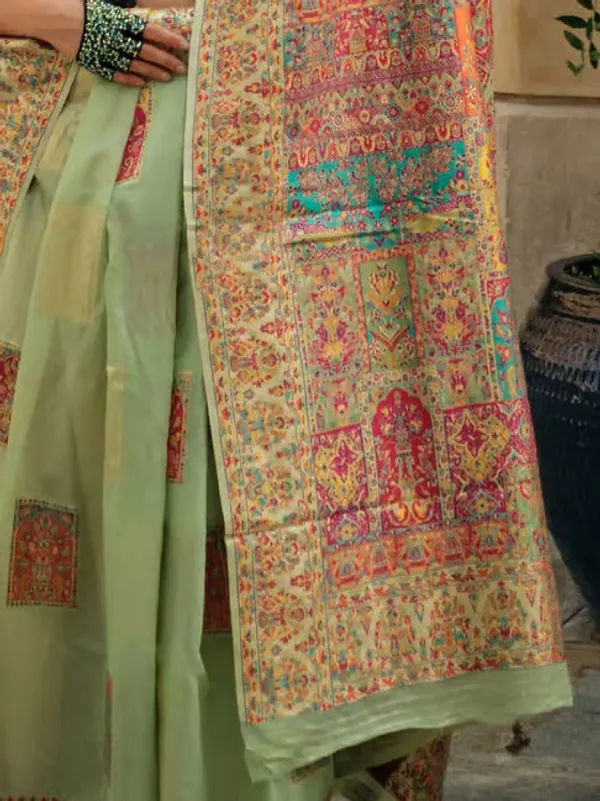Pista_Banarasi_Soft_Saree_For_Women