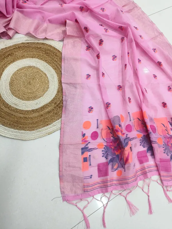 Baby_Pink_Linen_Slab_Saree_For_Women