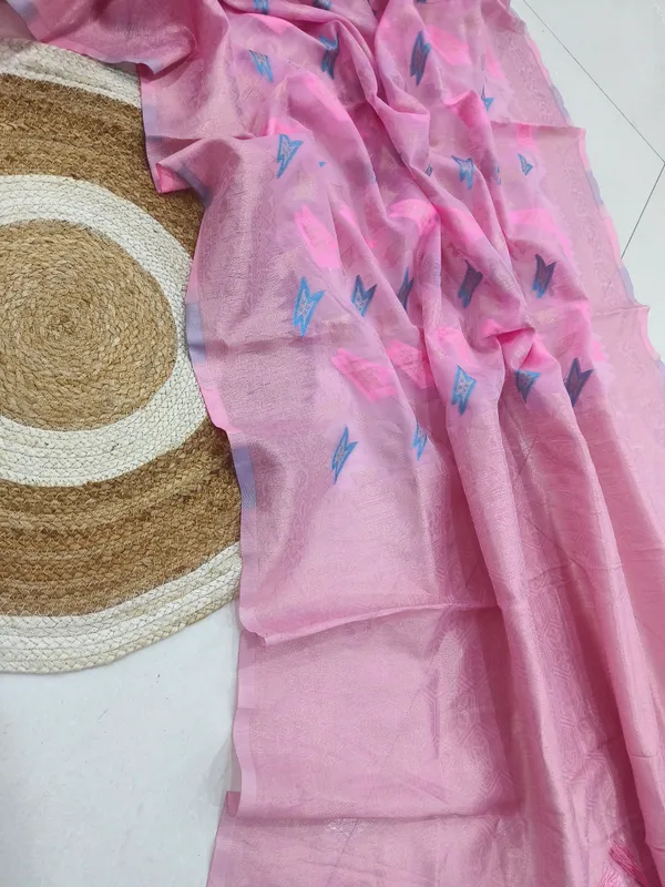 Pink_Linen_Slab_Saree_For_Women
