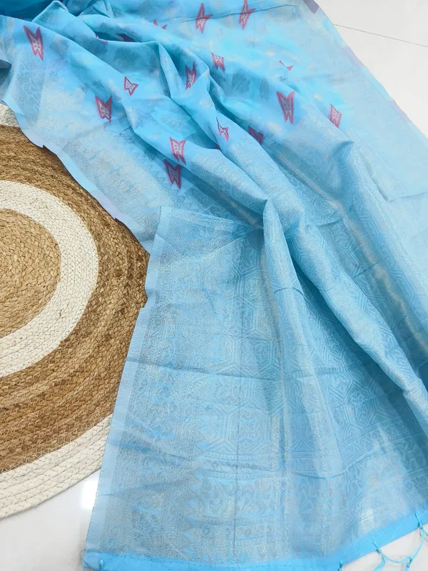 Sky_Linen_Slab_Saree_For_Women