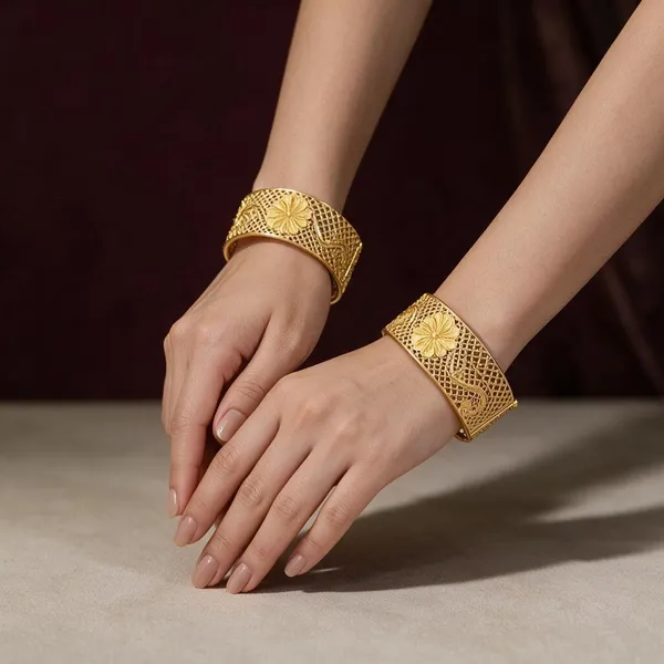 Gold_Copper_Brass_Traditional_Bangles_For_Women
