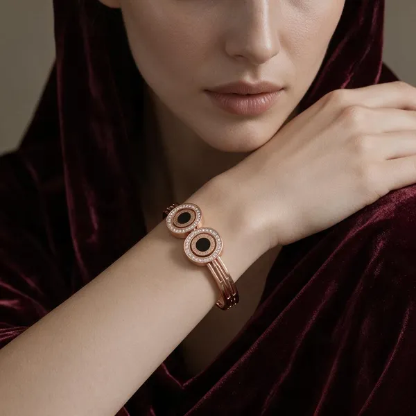 Gold_Copper_Brass_Delicate_Sparkling_Bracelet_For_Women