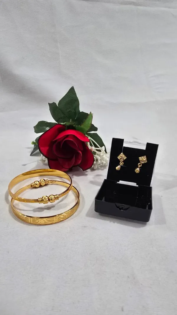 Qureza_Jewels-Earrings_AND_bangle