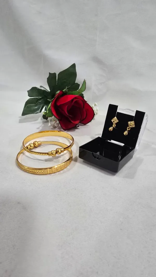 Qureza_Jewels-Earrings_AND_bangle