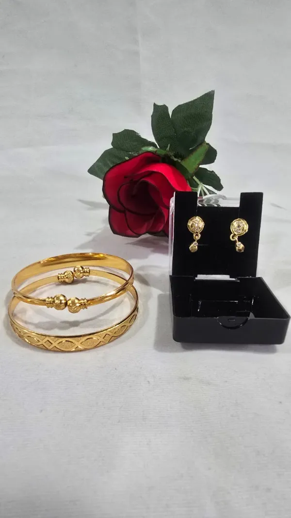 Qureza_Jewels-Earrings_AND_bangle
