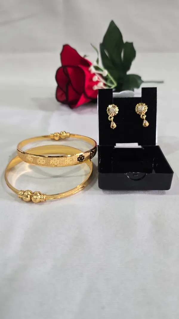 Qureza_Jewels-Earrings_AND_bangle