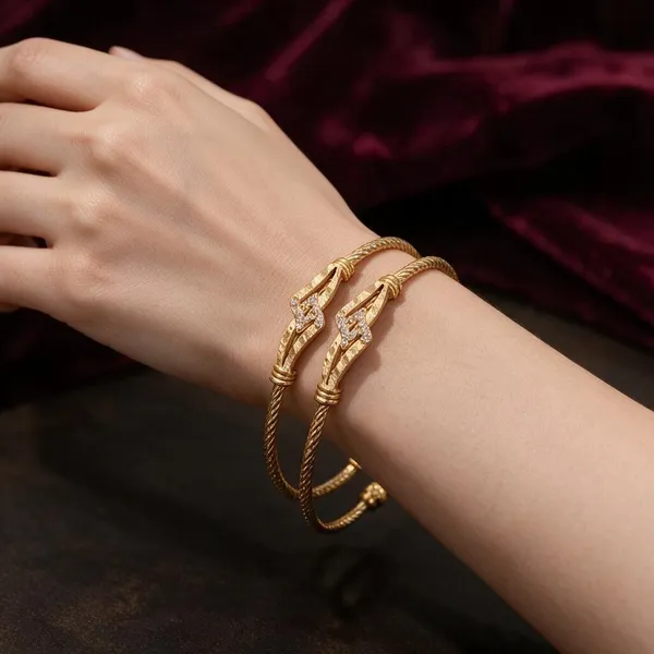 Gold_Copper_Brass_Ethnic_Bracelet_For_Women