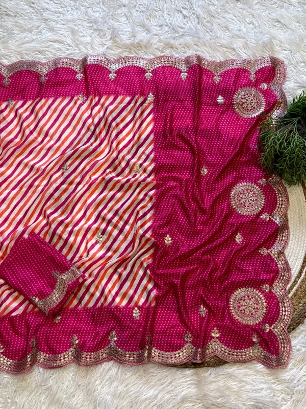 Pink_Shiny_Silk_Digital_Print_Saree_with_Foil_Embroidery_Border_&_Matching_Bandhani_Blouse