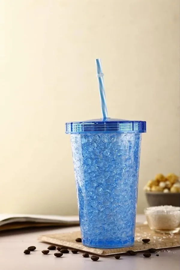 Plastic_Textured_500_Ml_Tumbler_With_Straw