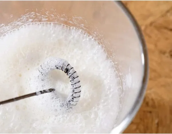 Black_Battery_Operated_Milk_Frother