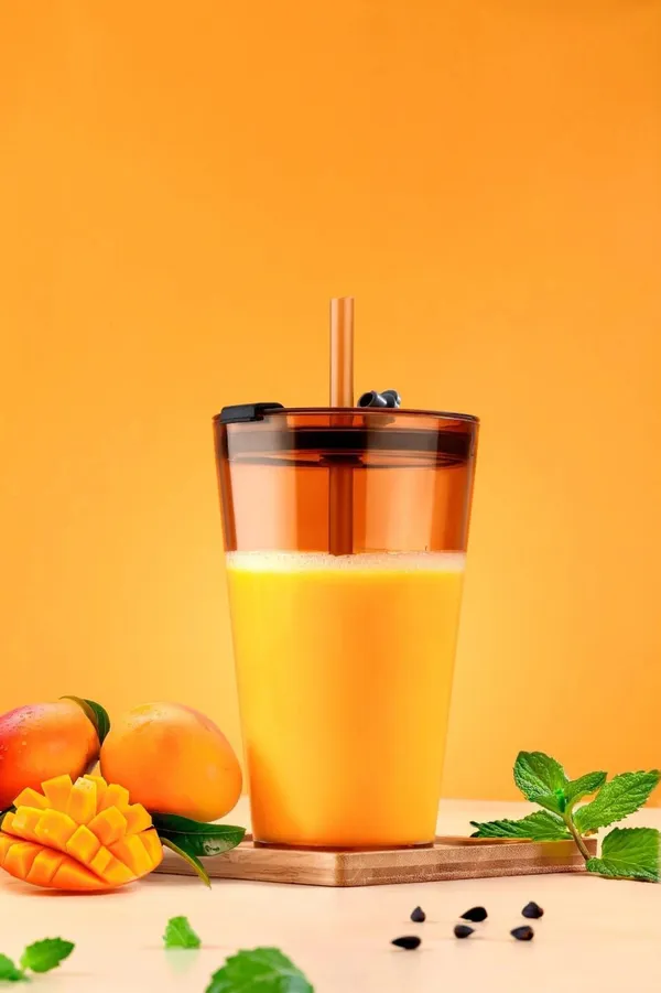 Glass_Reusable_Travel_Tumbler_With_Straw_And_Lid