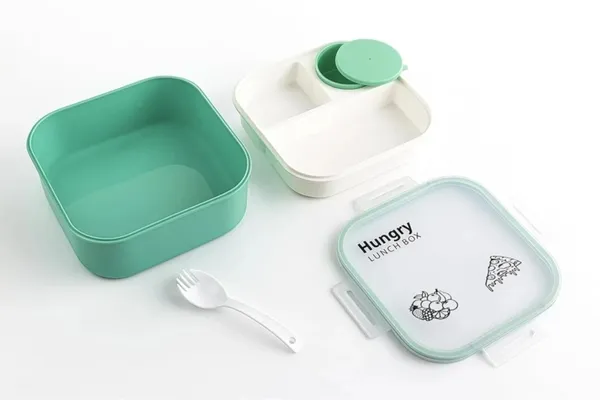 Kids_Compartment_Lunch_Box_With_Water_Bottle_Set_Of_1