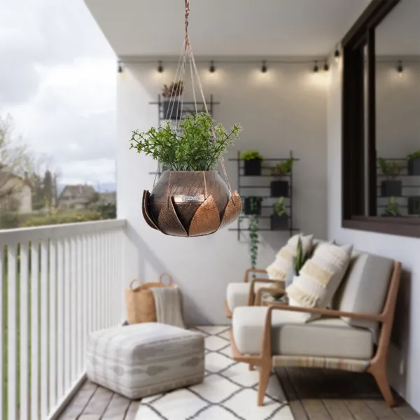Lotus_Plant_Hanger_1