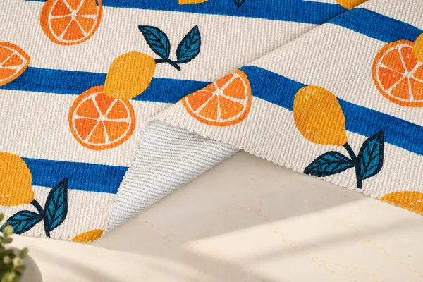 Zarié_Nimbo_|_Lemon_Stripe_Design
