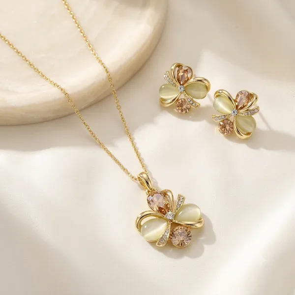 Gold_Stainless_Steel_18_Carat_Gold_Plated_Pendant_Set_With_Earrings_For_Women