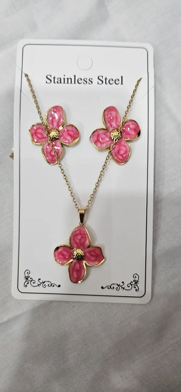 Pink_Stainless_Steel_18_Carat_Gold_Plated_Pendant_Set_With_Earrings_For_Women