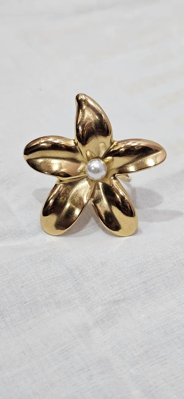 Gold_And_White_Stainless_Steel_18_Carat_Gold_Plated_Ring_For_Women