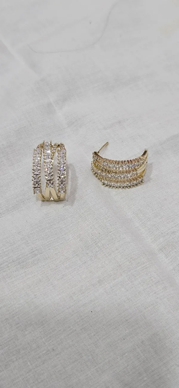White_Stainless_Steel_18_Carat_Gold_Plated_Earrings_For_Women