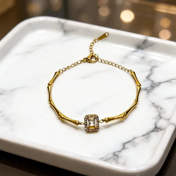 Gold_Stainless_Steel_Chain_Bracelet_For_Women