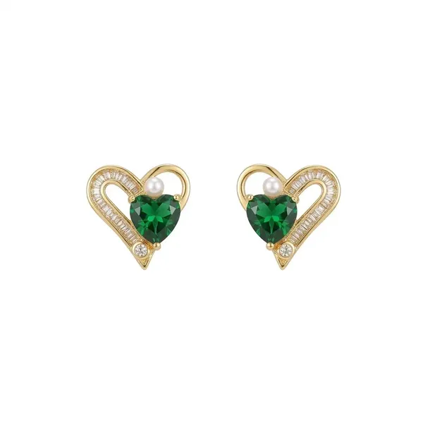 Gold_Stainless_Steel_Heart_Stud_Earrings_For_Women