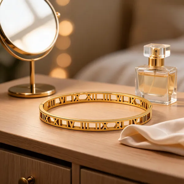 Gold_Stainless_Steel_Geometric_Pattern_Bangle_For_Women
