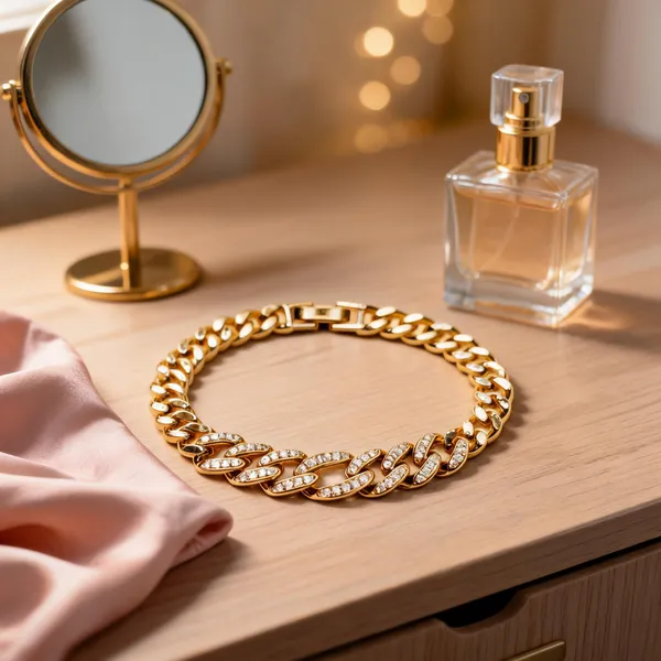 Gold_Stainless_Steel_Chain_Bracelet_For_Women