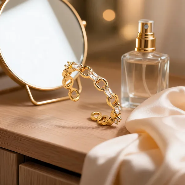 Gold_Stainless_Steel_Classic_Link_Bracelet_For_Women