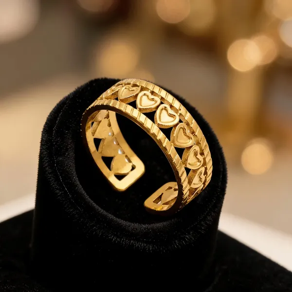 Gold_Stainless_Steel_Heart_Design_Ring_For_Women