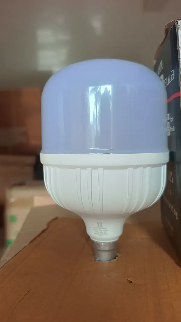 Pp_Aluminium_General_Lighting_Cool_White_40W_LED_Bulb
