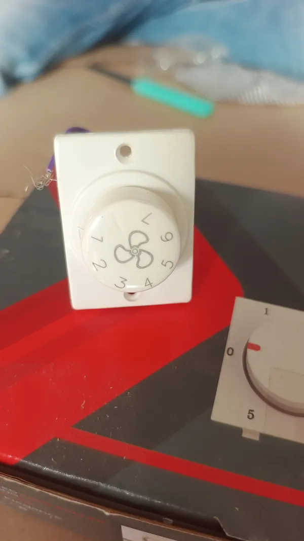 Polycarbonate_7-Step_Rotary_Fan_Regulator
