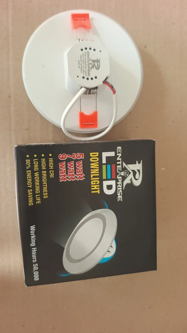 Polycarbonate_Ceiling_Round_LED_Downlight