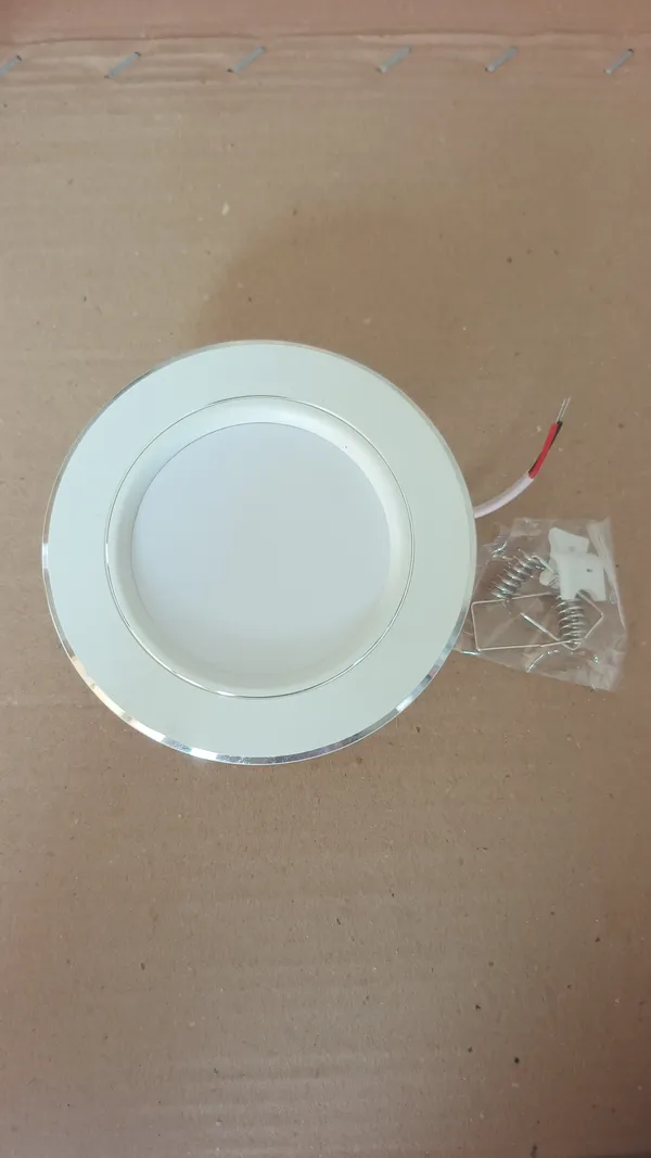 Polycarbonate_General_Lighting_White_Round_LED_Panel_Light