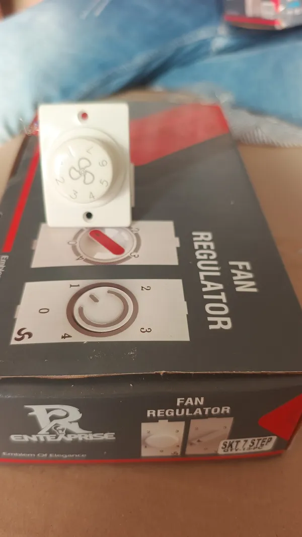 Polycarbonate_7-Step_Rotary_Fan_Regulator