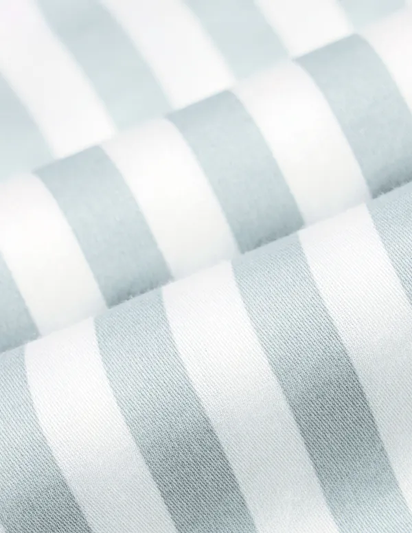 VERTICAL_STRIPED_PATTERN_SATIN_SHIRT