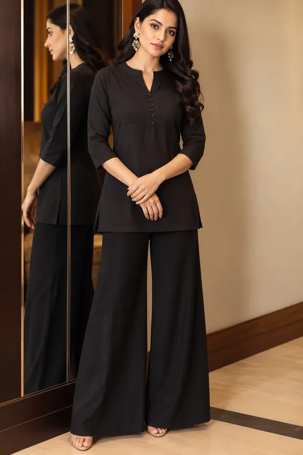 Black_Mandarin_Collar_Short_Kurta_For_Women