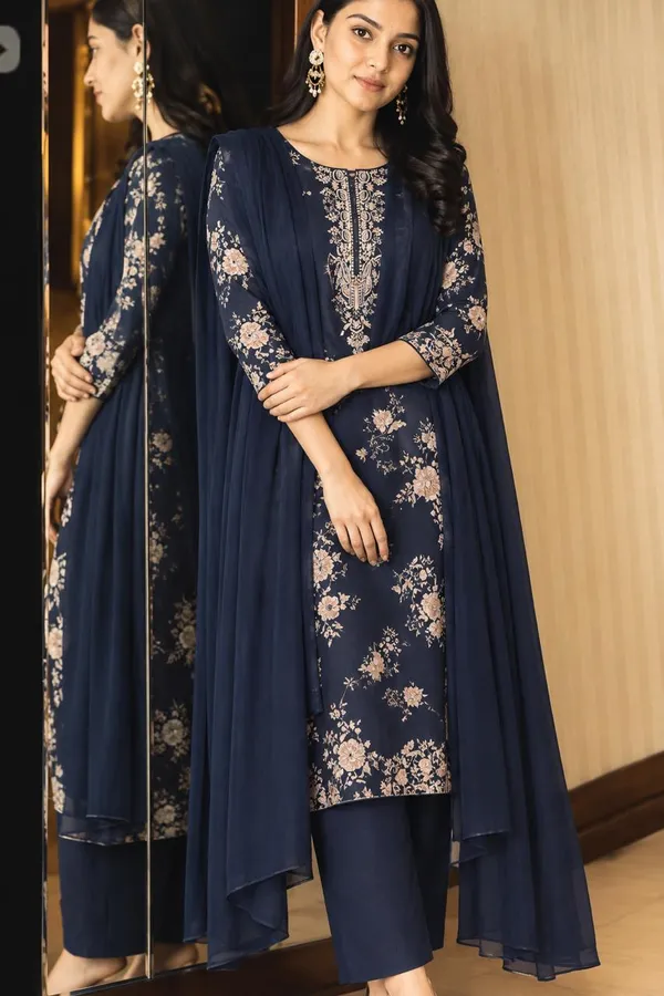 Navy_Blue_And_Cream_With_Floral_Prints_In_Peach_Dupatta_Set