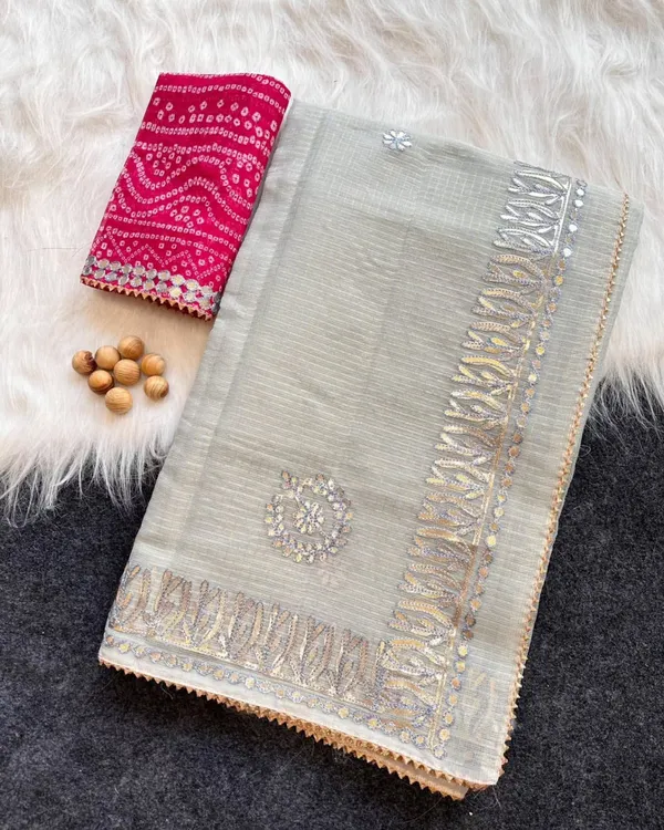Grey_Organza_Embroidered_Saree_With_Blouse_Piece_For_Women