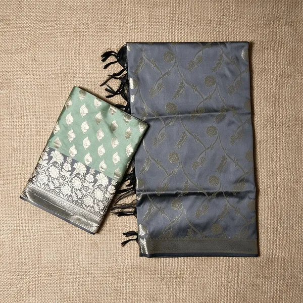 Grey_Premium_Cotton_Saree_For_Women