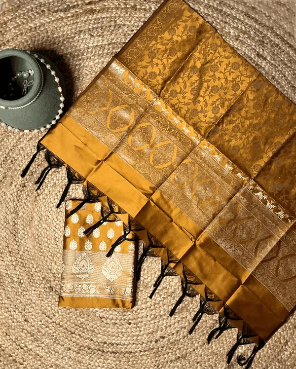 Yellow_Premium_Cotton_Saree_For_Women