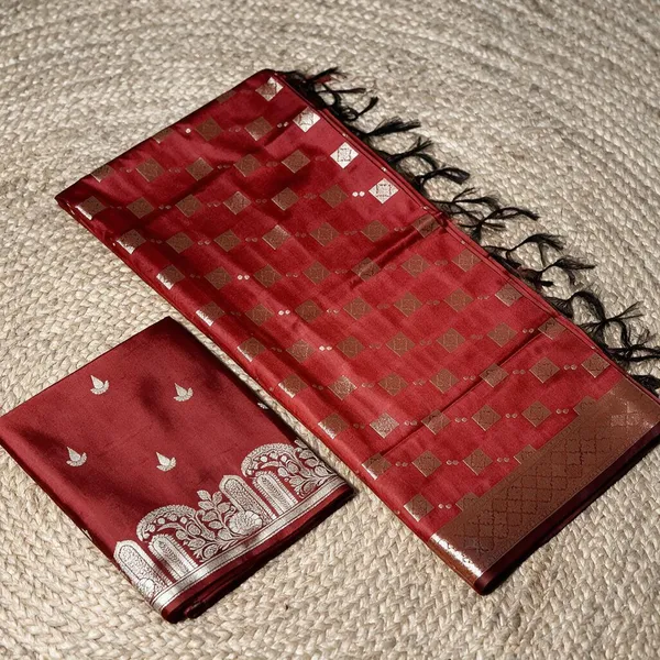 Red_Premium_Cotton_Saree_For_Women
