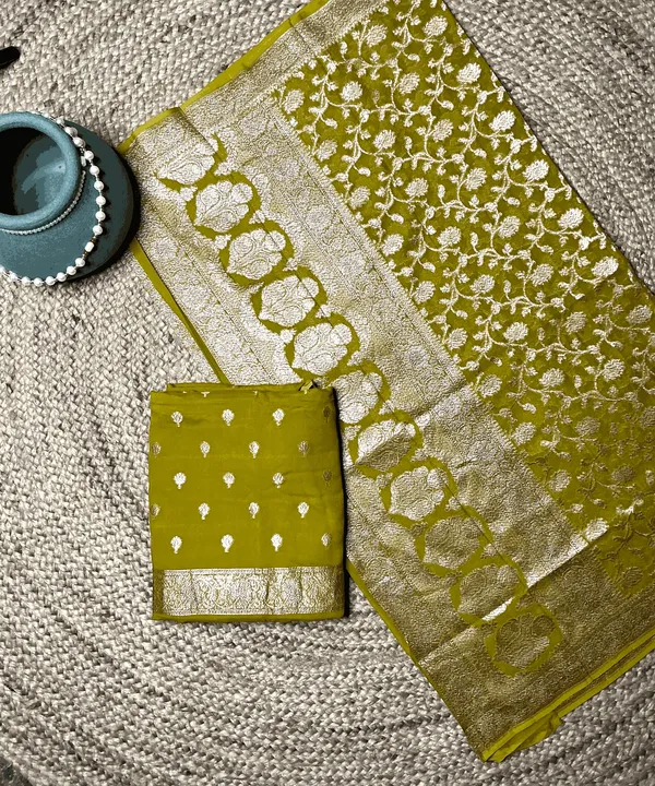 Green_Premium_Cotton_Saree_For_Women