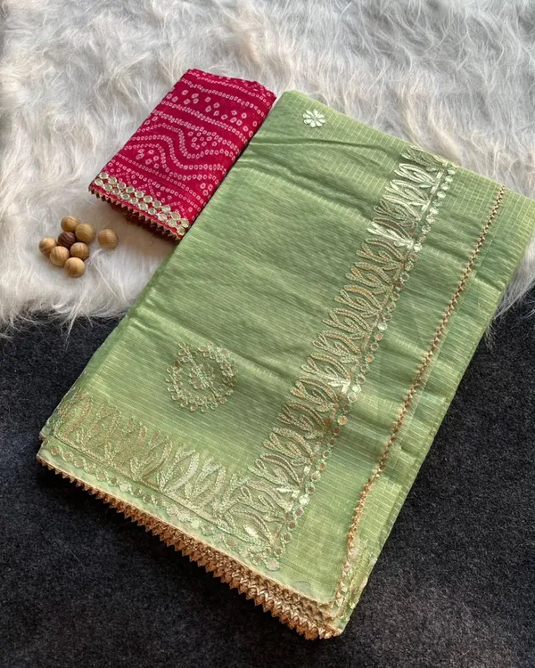 Green_Embroidered_Saree_With_Blouse_Piece_For_Women