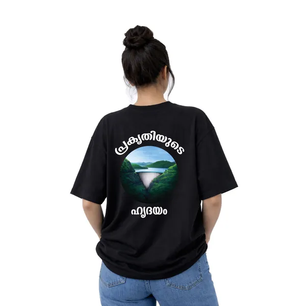 Womens_Oversized_Graphic_Print_T-Shirt_-_ഇടുക്കിക്കാരി_225_Gsm