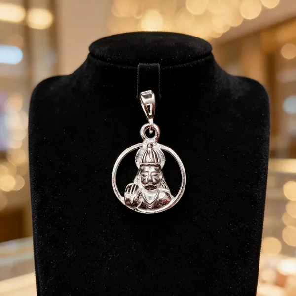 Silver_Circular_Framed_Hanuman_Devotional_Pendant_For_Unisex