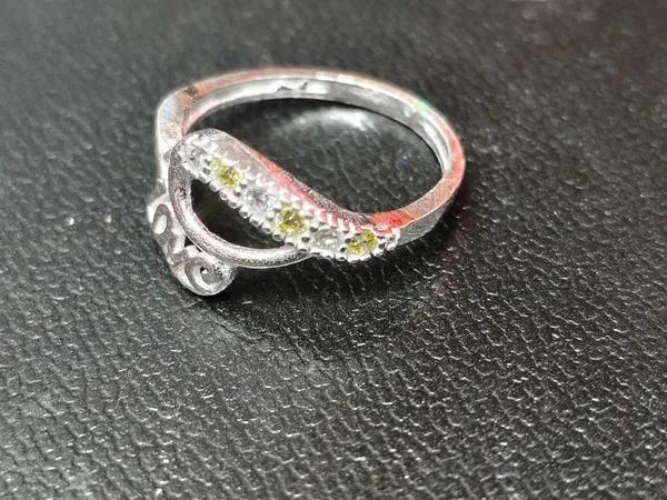 Silver_Tone_Openwork_Stone_Embellished_Ring_For_Women