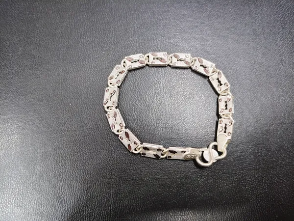 Silver_Tone_Geometric_Rectangular_Link_Bracelet_For_Unisex