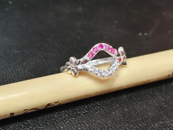 Silver_Pink_Clear_Stone_Geometric_Ring_For_Women