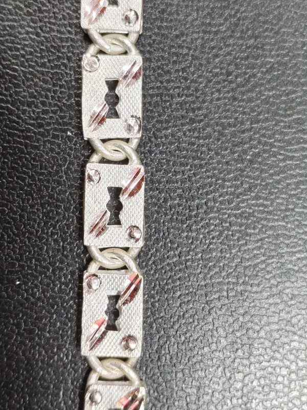 Silver_Tone_Geometric_Rectangular_Link_Bracelet_For_Unisex