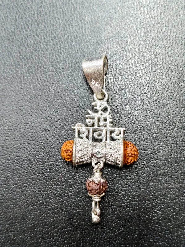 Silver_Tone_Om_Namah_Shivaya_Rudraksha_Religious_Pendant_For_Unisex